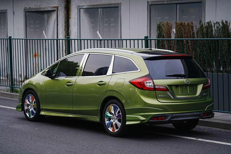 Honda Jade 2014 1.8L Auto Comfort Elite Edition 5 seat exterior photo 4 Honda Jade 2014 1.8L Auto Comfort Elite Edition 5 seat exterior photo 4