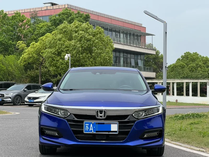 Honda Accord 2018 260TURBO Роскошная версия Страна VI экстерьер фото 2
