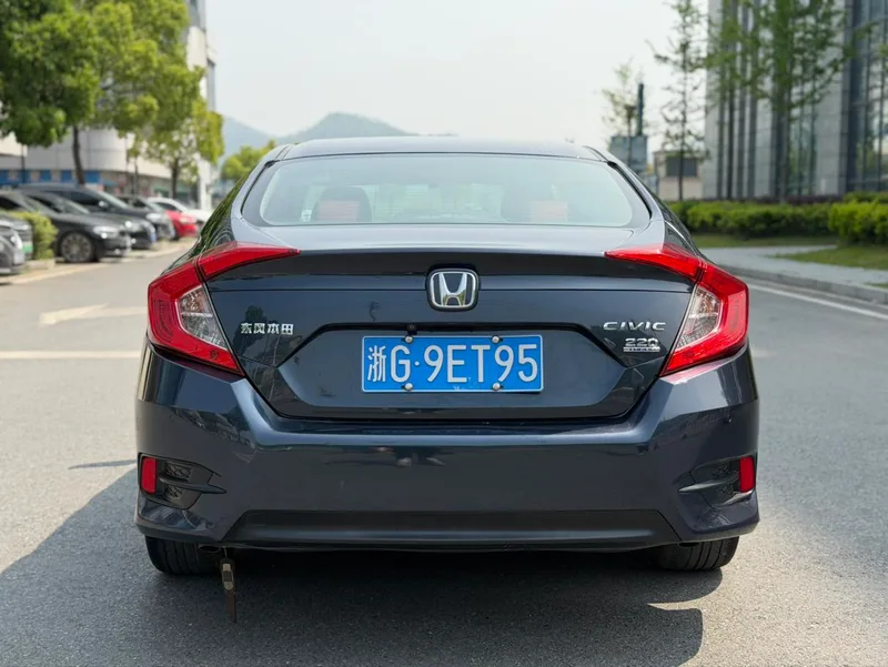 Honda Civic 2019 220TURBO CVT Dynamic Edition Country VI interior photo 11