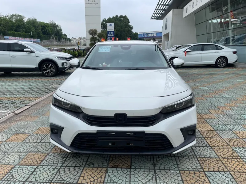 Honda Civic 2022 240TURBO CVT Dynamic Edition exterior photo 2