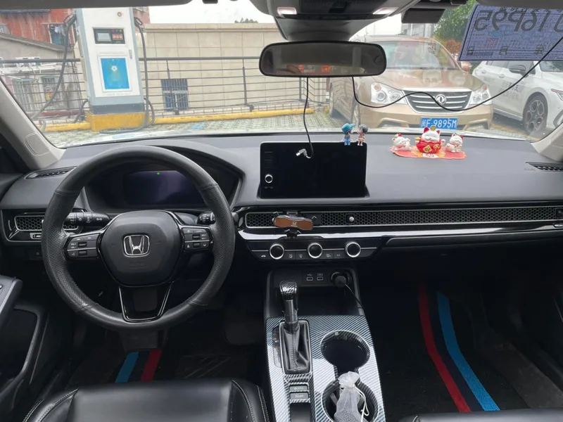 Honda Civic 2022 240TURBO CVT Dynamic Edition exterior photo 5