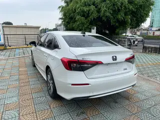 Honda Civic 2022 240TURBO CVT Dynamic Edition interior photo 14