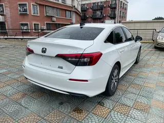 Honda Civic 2022 240TURBO CVT Dynamic Edition interior photo 16