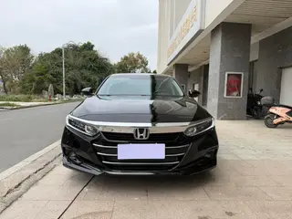 Honda Accord 2022 260TURBO Version de luxe extérieur photo 2 Honda Accord 2022 260TURBO Version de luxe extérieur photo 2
