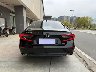 Honda Accord 2022 260TURBO Version de luxe extérieur photo 7 Honda Accord 2022 260TURBO Version de luxe extérieur photo 7
