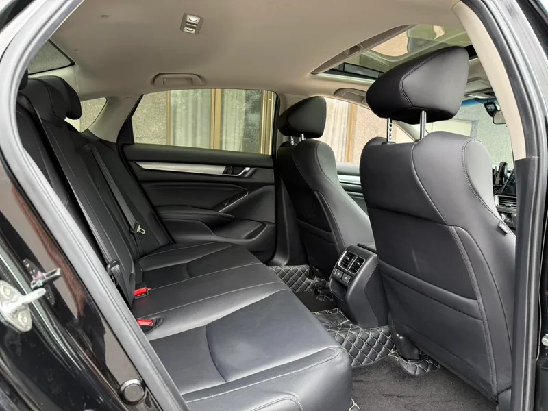 Honda Accord 2022 260TURBO Version de luxe intérieur photo 11 Honda Accord 2022 260TURBO Version de luxe intérieur photo 11