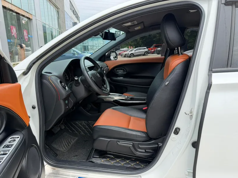 Honda XR-V 2017 1.5L LXi CVT Classic Edition exterior photo 3 Honda XR-V 2017 1.5L LXi CVT Classic Edition exterior photo 3