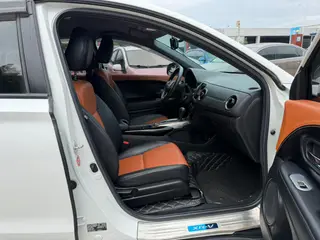 Honda XR-V 2017 1.5L LXi CVT Classic Edition interior photo 8 Honda XR-V 2017 1.5L LXi CVT Classic Edition interior photo 8