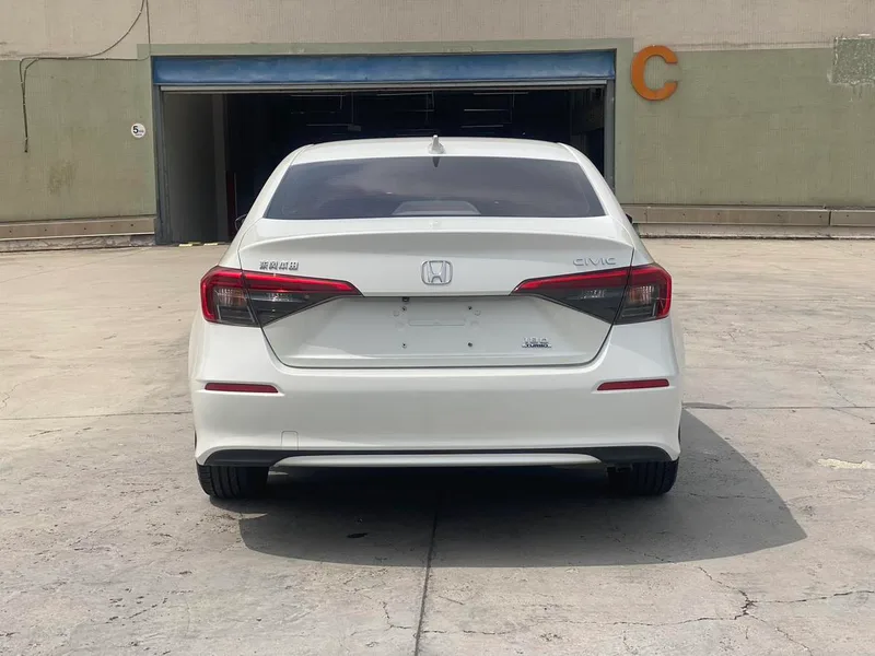 Honda Civic 2022 180TURBO CVT Version Shangdang intérieur photo 8