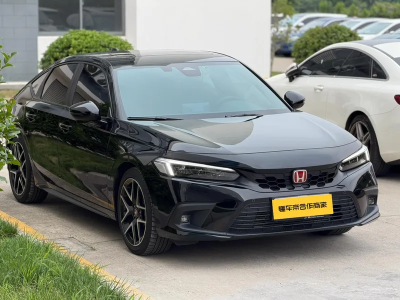 Honda Civic 2023 HATCHBACK 240TURBO Manual Extreme version exterior photo 3 Honda Civic 2023 HATCHBACK 240TURBO Manual Extreme version exterior photo 3
