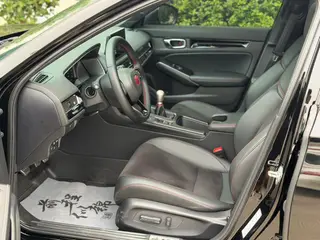 Honda Civic 2023 HATCHBACK 240TURBO Manual Extreme version interior photo 16 Honda Civic 2023 HATCHBACK 240TURBO Manual Extreme version interior photo 16