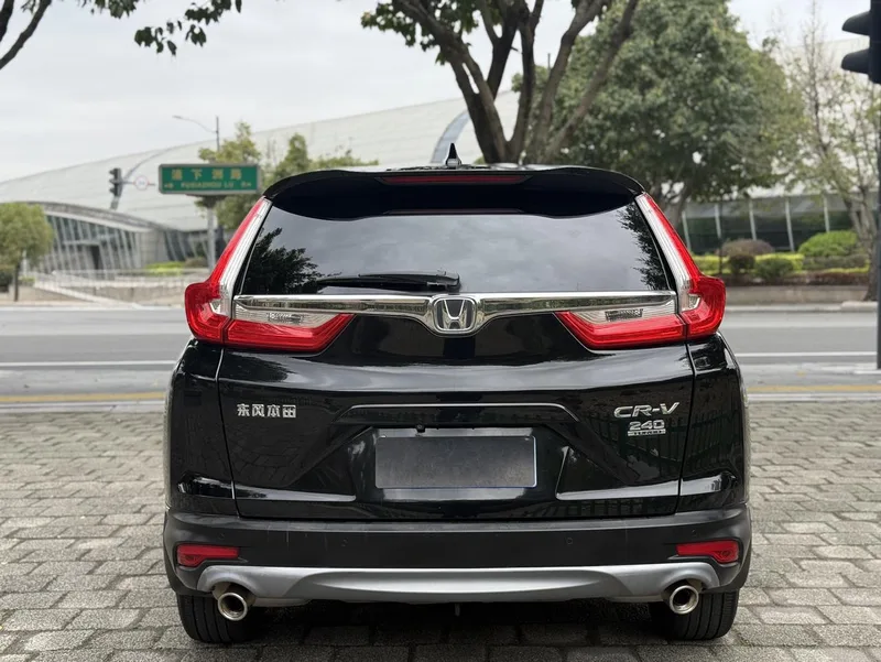 Honda CR-V 2019 240TURBO CVT Two-Drive Fashion Edition China V interior photo 10