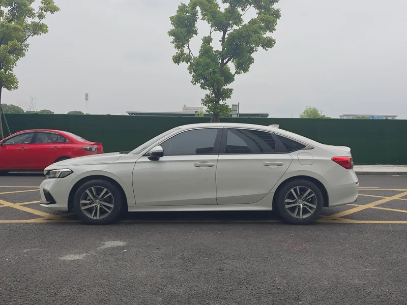 Honda Civic 2022 240TURBO CVT Dynamic Edition exterior photo 3 Honda Civic 2022 240TURBO CVT Dynamic Edition exterior photo 3