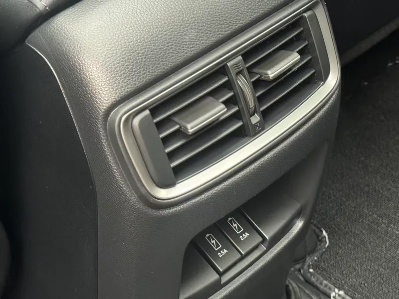 Honda CR-V 2021 240TURBO CVT Two-Drive Fashion Edition interior photo 16 Honda CR-V 2021 240TURBO CVT Two-Drive Fashion Edition interior photo 16