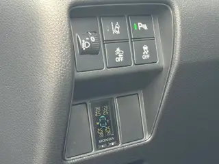 Honda CR-V 2021 240TURBO CVT Two-Drive Fashion Edition interior photo 17 Honda CR-V 2021 240TURBO CVT Two-Drive Fashion Edition interior photo 17