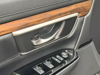 Honda CR-V 2021 240TURBO CVT Two-Drive Fashion Edition interior photo 18 Honda CR-V 2021 240TURBO CVT Two-Drive Fashion Edition interior photo 18