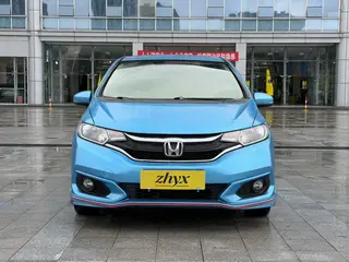 Honda Fit 2018 1.5L CVT tide run version exterior photo 2