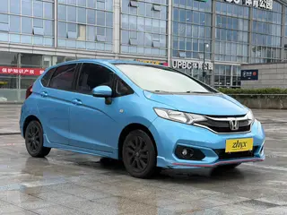 Honda Fit 2018 1.5L CVT tide run version exterior photo 3