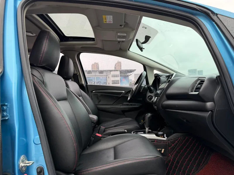 Honda Fit 2018 1.5L CVT tide run version interior photo 9