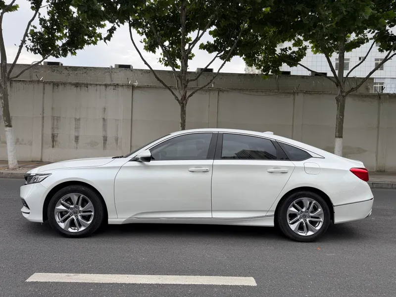 Honda Accord 2018 260TURBO Version de luxe État VI extérieur photo 7