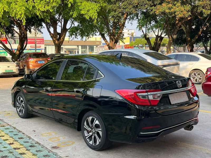 Honda Crider 2016 1.8L CVT Luxury Edition interior photo 6 Honda Crider 2016 1.8L CVT Luxury Edition interior photo 6