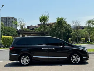 Honda Elysion 2016 2.4L Edición Suprema interior foto 13