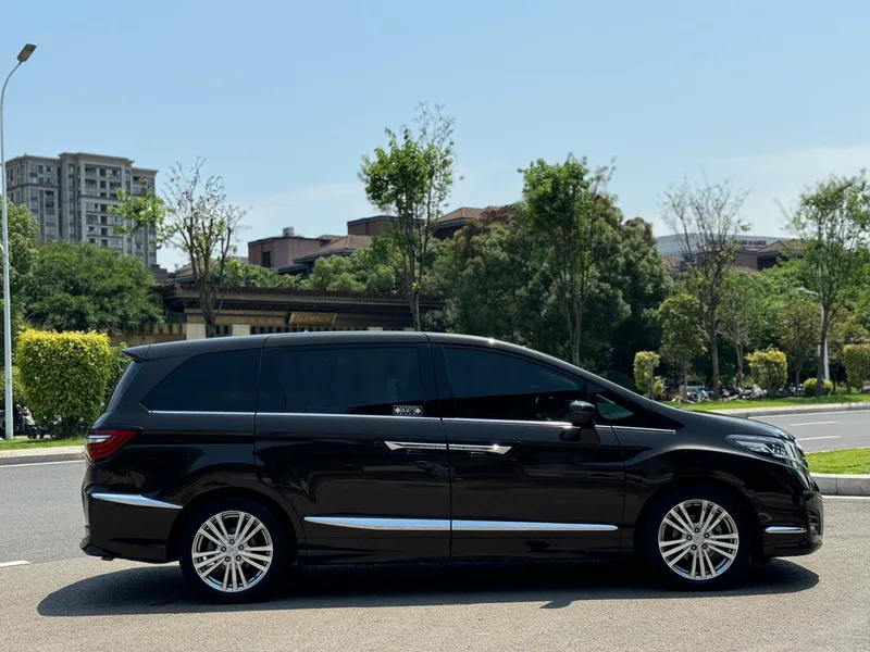Honda Elysion 2016 2.4L Edición Suprema interior foto 13