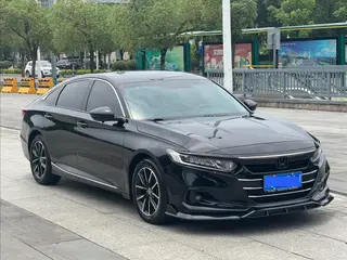 Honda Accord 2022 260TURBO Luxury Edition exterior photo 3