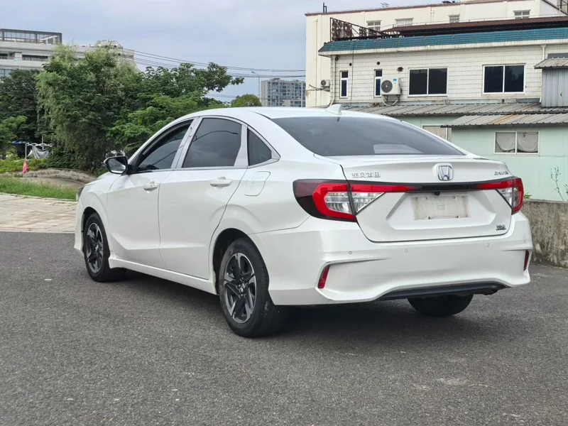 Honda Envix 2019 180Turbo CVT Enjoyment Edition Country VI exterior photo 4
