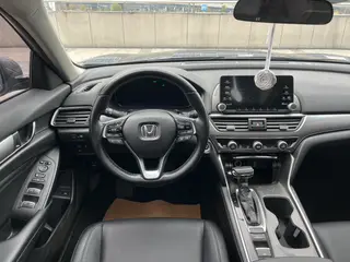 Honda Accord 2018 260TURBO Version de luxe Pays V intérieur photo 18