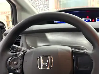 Honda Jade 2014 1.8L Auto Comfort Elite Edition 5 seat interior photo 11 Honda Jade 2014 1.8L Auto Comfort Elite Edition 5 seat interior photo 11