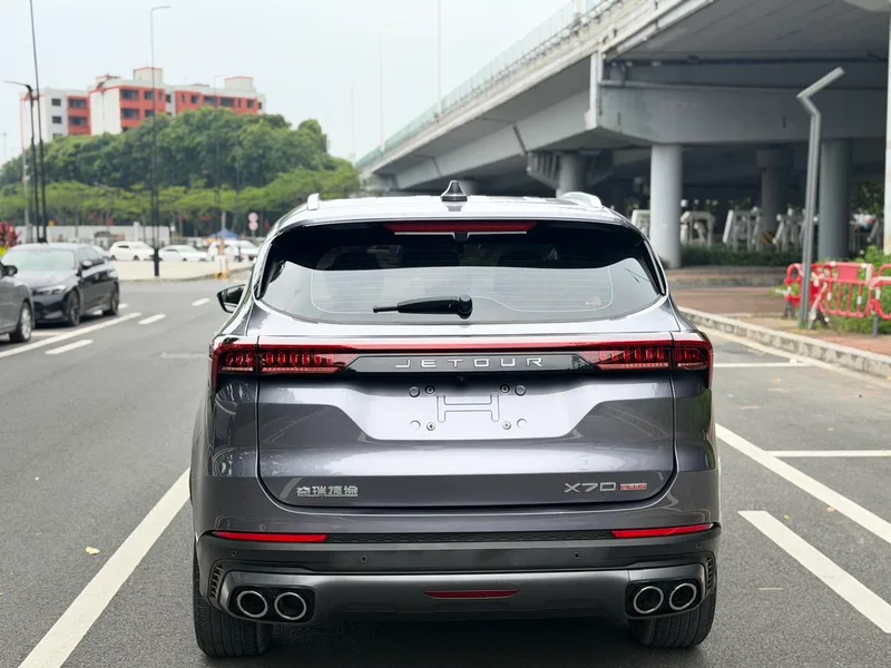 Jetour X70 PLUS 2023 1.5T DCT Brave person PLUS 5 seat exterior photo 5 Jetour X70 PLUS 2023 1.5T DCT Brave person PLUS 5 seat exterior photo 5
