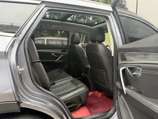 Jetour X70 PLUS 2023 1.5T DCT Brave person PLUS 5 seat interior photo 12 Jetour X70 PLUS 2023 1.5T DCT Brave person PLUS 5 seat interior photo 12