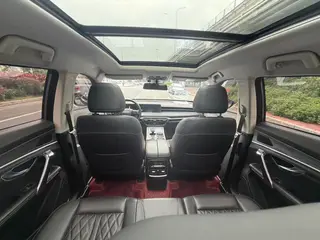 Jetour X70 PLUS 2023 1.5T DCT Brave person PLUS 5 seat interior photo 13 Jetour X70 PLUS 2023 1.5T DCT Brave person PLUS 5 seat interior photo 13