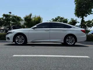 Honda Accord 2018 260TURBO Edición de lujo País VI exterior foto 7 Honda Accord 2018 260TURBO Edición de lujo País VI exterior foto 7