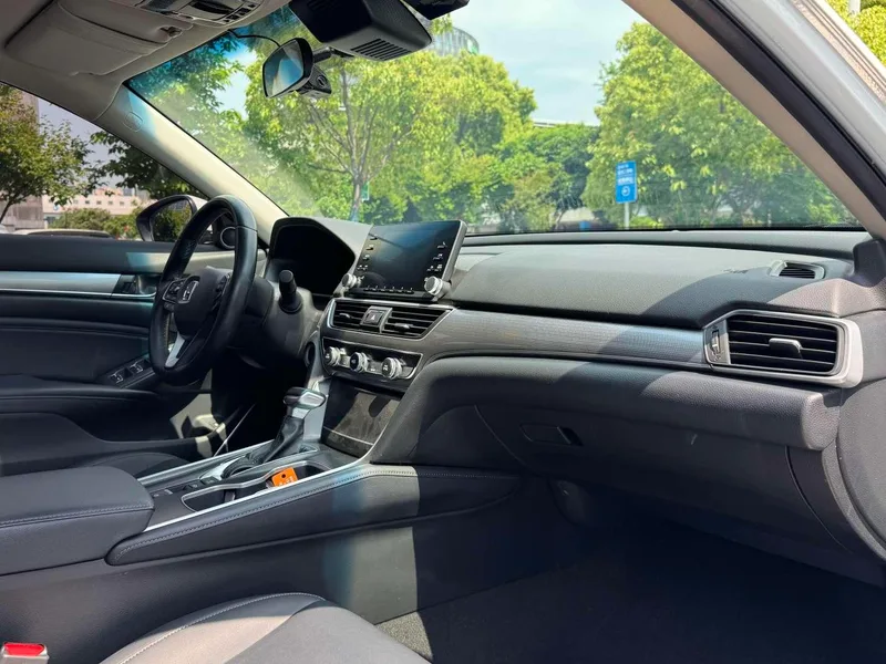 Honda Accord 2018 260TURBO Edición de lujo País VI interior foto 13 Honda Accord 2018 260TURBO Edición de lujo País VI interior foto 13