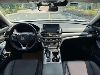 Honda Accord 2018 260TURBO Edición de lujo País VI interior foto 15 Honda Accord 2018 260TURBO Edición de lujo País VI interior foto 15