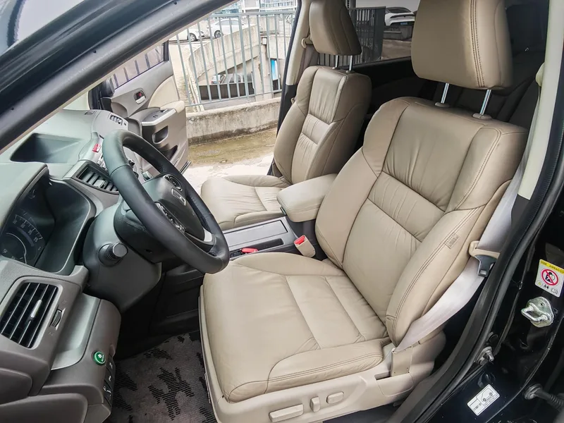 Honda CR-V 2013 2.4L Four-wheel drive deluxe edition interior photo 8