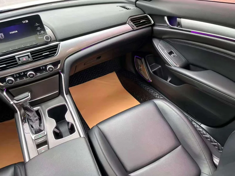 Honda Accord 2018 260TURBO Version d'élite État VI intérieur photo 13 Honda Accord 2018 260TURBO Version d'élite État VI intérieur photo 13
