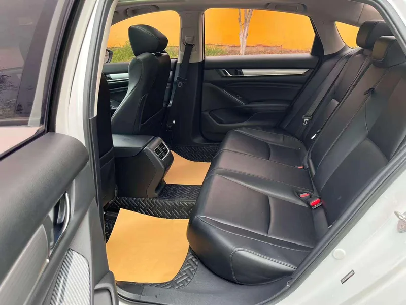 Honda Accord 2018 260TURBO Version d'élite État VI intérieur photo 17 Honda Accord 2018 260TURBO Version d'élite État VI intérieur photo 17