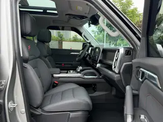 Jetour T2 2023 2.0TD Tracción a las cuatro ruedas Conquista PRO interior foto 13 Jetour T2 2023 2.0TD Tracción a las cuatro ruedas Conquista PRO interior foto 13