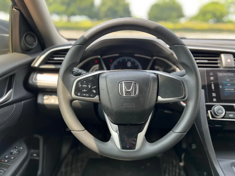 Honda Civic 2019 220TURBO CVT Dynamic Edition Country VI interior photo 18