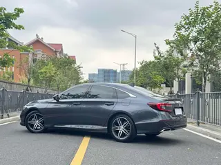Honda Accord 2022 260TURBO Волшебная ночь Премиум-версия интерьер фото 9