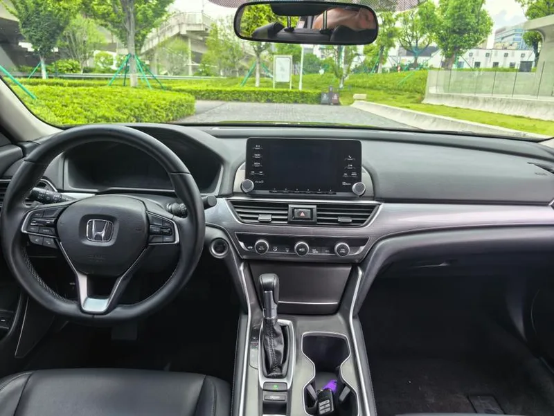 Honda Accord 2018 260TURBO Elite Edition Country VI interior photo 6 Honda Accord 2018 260TURBO Elite Edition Country VI interior photo 6