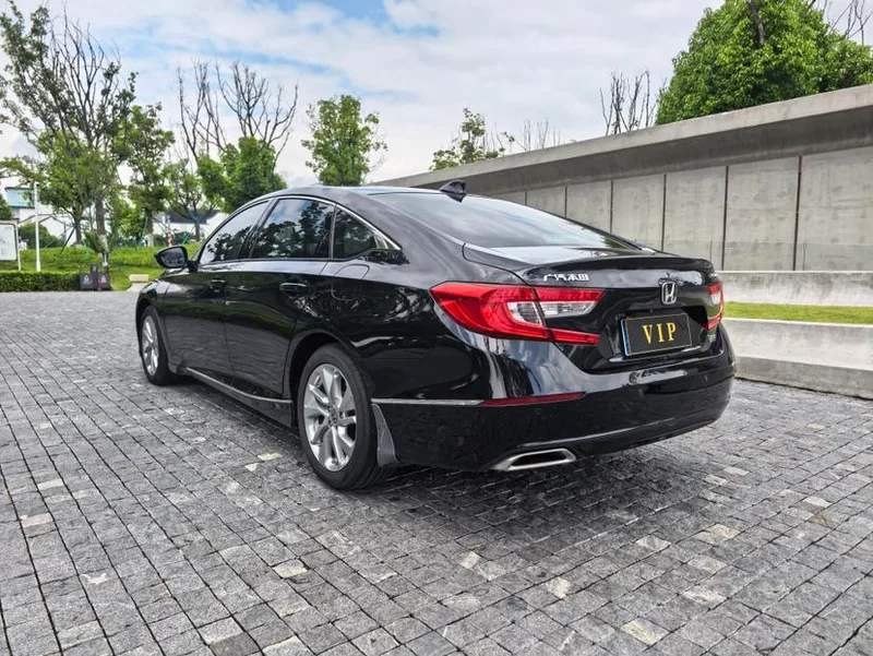 Honda Accord 2018 260TURBO Elite Edition Country VI interior photo 7 Honda Accord 2018 260TURBO Elite Edition Country VI interior photo 7