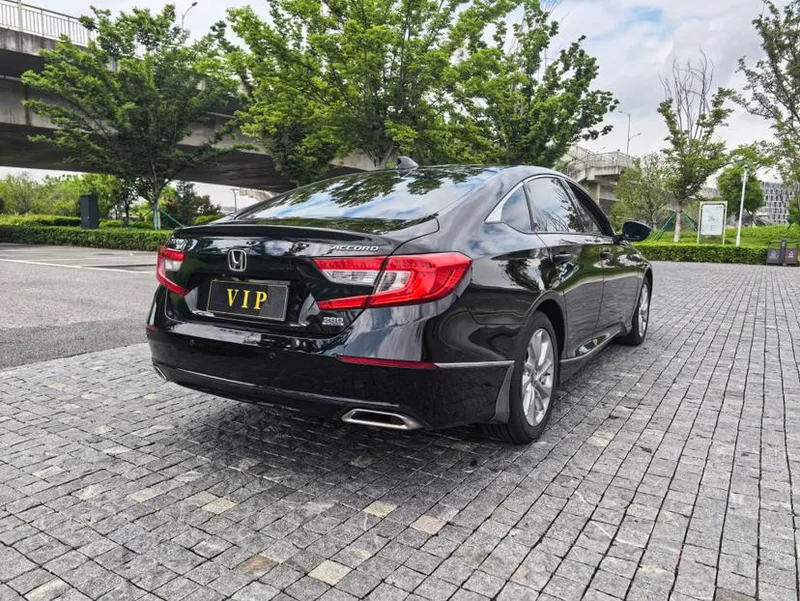 Honda Accord 2018 260TURBO Elite Edition Country VI interior photo 9 Honda Accord 2018 260TURBO Elite Edition Country VI interior photo 9