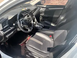 Honda Civic 2019 180TURBO CVT Shang Qing Edition Country VI interior photo 12 Honda Civic 2019 180TURBO CVT Shang Qing Edition Country VI interior photo 12
