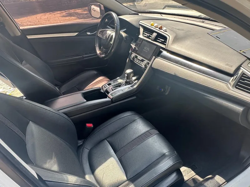 Honda Civic 2019 180TURBO CVT Shang Qing Edition Country VI interior photo 13 Honda Civic 2019 180TURBO CVT Shang Qing Edition Country VI interior photo 13