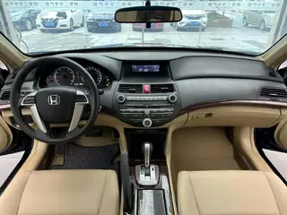 Honda Accord 2013 2.0L LX экстерьер фото 5