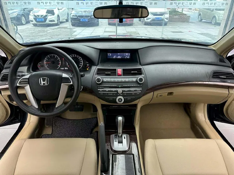 Honda Accord 2013 2.0L LX экстерьер фото 5